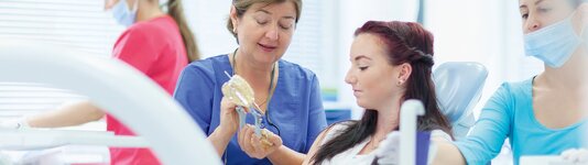 Bild 1 Zahnarztpraxis Stefan Brandl in Augsburg