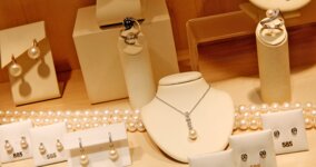 Bild 4 Widmann, Uhren-Schmuck-Optik e.K. in Erding