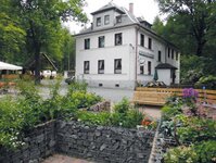 Bild 1 Waldherberge & Gasthaus "Drei Tannen" in Langenwetzendorf