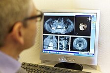 Bild 8 Dr. Fichna & Partner | Zahnärzte und Fachzahnärzte für Oralchirurgie | Ansbach in Ansbach