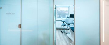 Bild 3 DIEZAHNDESIGNER | Dr. Mark Schmeer & Dr. Nicole Bauer GbR in Nürnberg