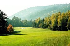 Bild 1 Golf- und Landclub Regensburg e.V. in Jagdschloß Thiergarten