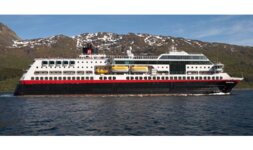 Bild 7 Reisebüro am Marktplatz in Cadolzburg