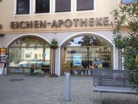 Bild 7 Eichen-Apotheke in Stein
