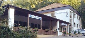 Bild 1 Zum Rennerwald in Grub a.Forst