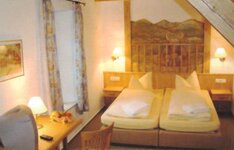 Bild 5 Gaststätte-Gutshof Peter Unbehauen in Colmberg