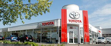 Bild 1 Autohaus Stumpf GmbH Toyota Vertragshändler in Würzburg