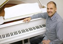 Bild 1 Musik Schmidt in Bayreuth