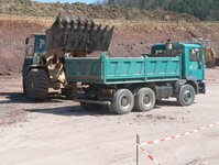 Bild 3 Büchner Transporte e.K. in Dörfles-Esbach