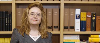 Bild 1 Dr. Dr. Beate Grün Rechtsanwältin & Privatdozentin, Mitglied des Bayerischen Verfassungsgerichtshofs in Nürnberg