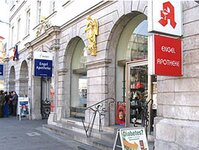 Bild 1 Inh. Andreas Bolch Engel-Apotheke in Würzburg