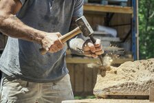 Bild 1 Grabmale Mike Morlok in Weissach