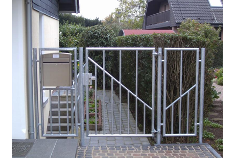 Eigentümer Bilder Simon Kronenberg Neuss