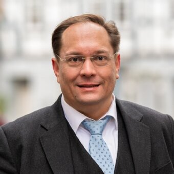 Dr. Arnim R. Liekweg