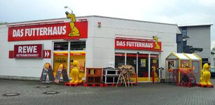 Bild 1 DAS FUTTERHAUS in Moers