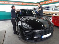 Bild 2 F & B Autoglas GmbH Windschutzscheiben Soforteinbau Service in Dinslaken