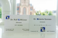 Bild 3 Dr. Rolf G. Winnen, Dr. Melanie Sonnen - Zahnärzte am Kirchplatz in Düsseldorf