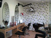 Bild 2 Lommen Hair Lounge in Alpen