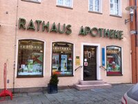 Bild 1 Rathaus-Apotheke in Schwabach