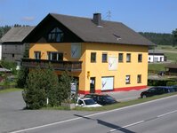 Bild 2 Neubauer in Steinbach a.Wald