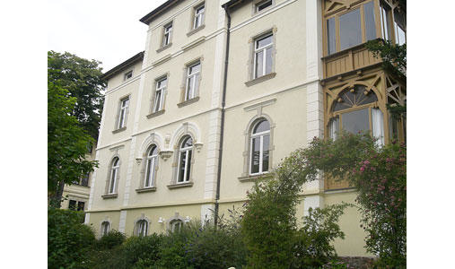 Haus- und Grundstücksverwaltung Weber in Dresden - Logo