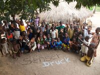Klimaschutzprojekt der Druckerei Senser in Afrika