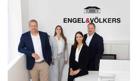 Engel & Völkers in Solingen - Logo