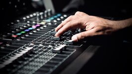 Bild 1 DITTRICH TONTECHNIK in Dresden