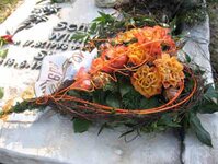 Bild 4 Blumenladen am Waldfriedhof in Ansbach