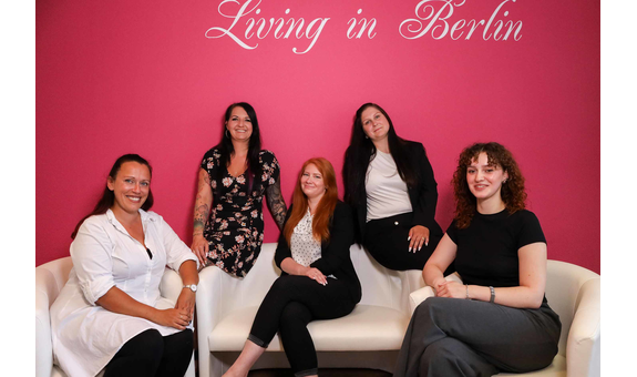 Living in Berlin - my pink Immobilien GmbH in Berlin - Logo