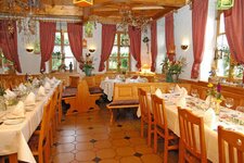Bild 4 Binnerschreiner Restaurant und Saalbetrieb in Tännesberg