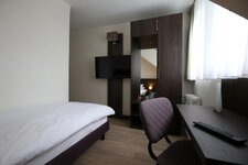 Bild 6 Hotel Fährhaus km 734 in Düsseldorf