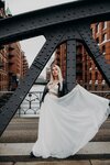 Bild 1 time to shine bridalwear Tina Wanner in Lorch