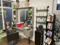 Bild 1 SK2 Perücken und Frisör in Villingen-Schwenningen