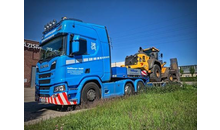 Kundenbild groß 1 Haßlberger GmbH Schwer- und Spezialtransporte, Baumaschinentransporte, Kranarb., Betriebsverlagerungen