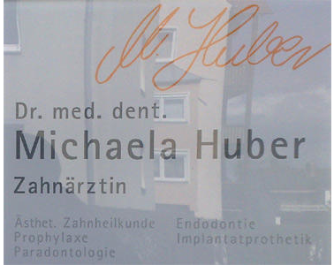 Kundenfoto 2 Zahnärztin Dr. med. dent. Michaela Huber