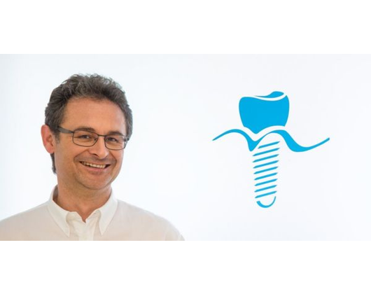 Kundenfoto 1 Neustätter Otto Dr. MU Budapest Master of Oral Medicine in Implantology