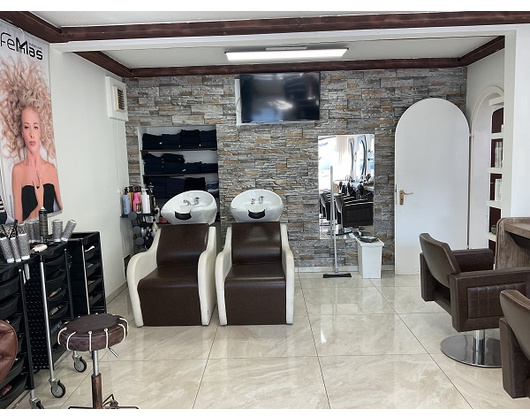 Kundenfoto 2 Femmas Saloon