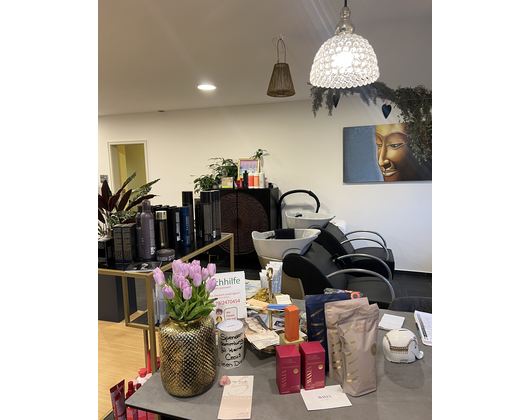 Kundenfoto 4 Friseurgeschäft Silke Tröndle Kundenfoto 4 Friseurgeschäft Silke Tröndle