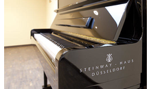 Kundenbild groß 2 Steinway & Sons.