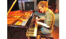 Kundenbild groß 2 Jazz & Rock Schulen Freiburg gGmbH