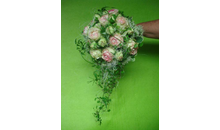 Kundenbild groß 3 Blumen mit Sti(e)l