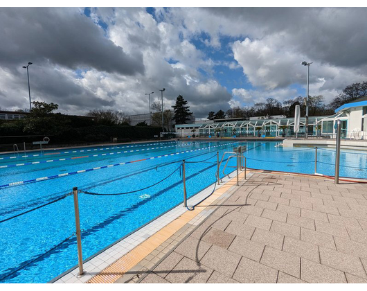 Kundenfoto 2 Stadtbad- und Verkehrsgesellschaft Dormagen Römer-Therme