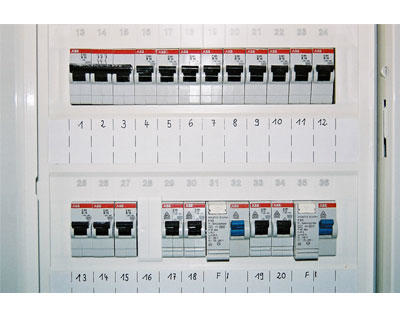 Kundenfoto 10 Sinus Elektrotechnik GmbH