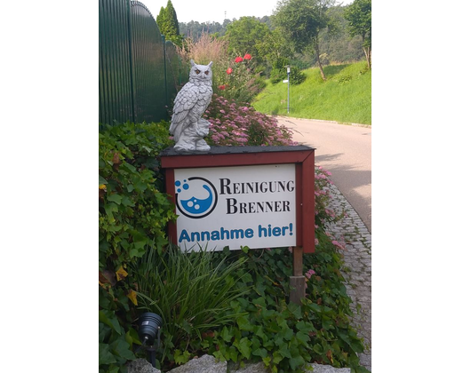 Kundenfoto 1 Textilreinigung Annahme Stelle mit Herz